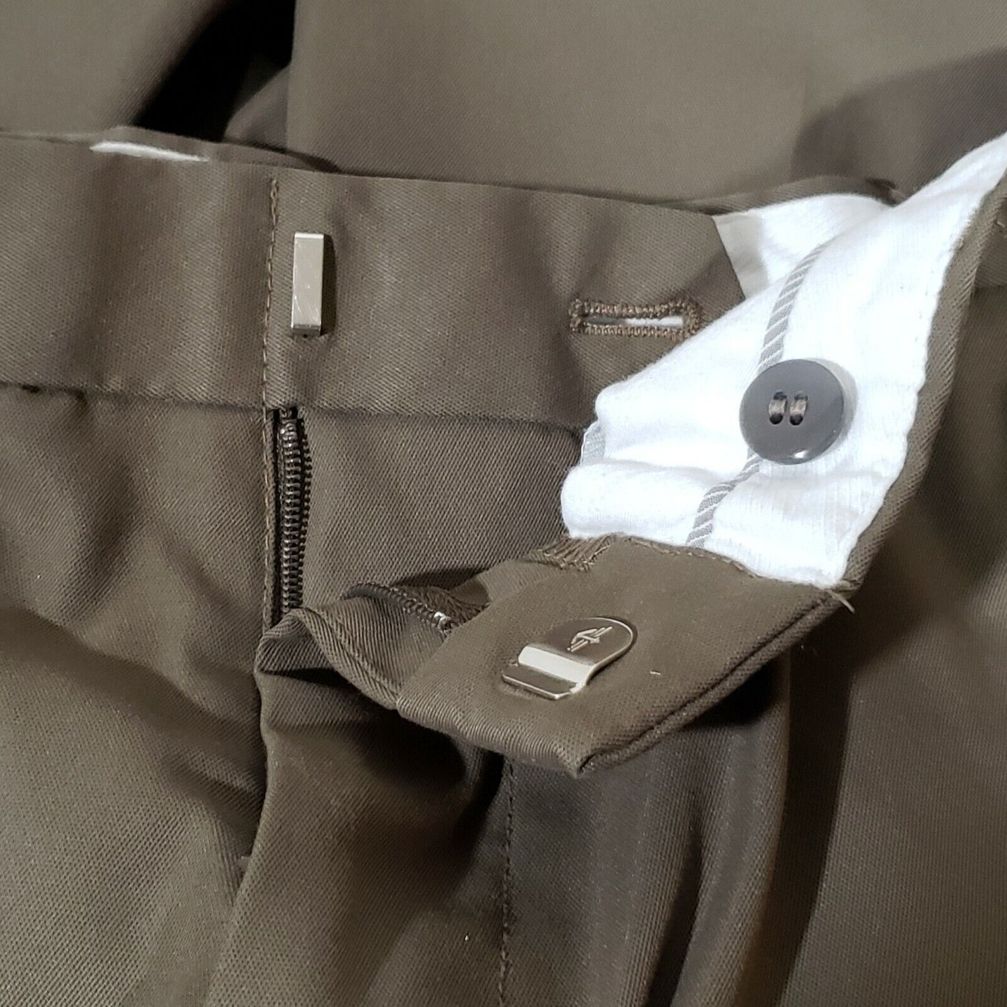 Dockers Classic Fit D3 Flat Front Pants Pebble Brown No Cuff Men's Size 32x32