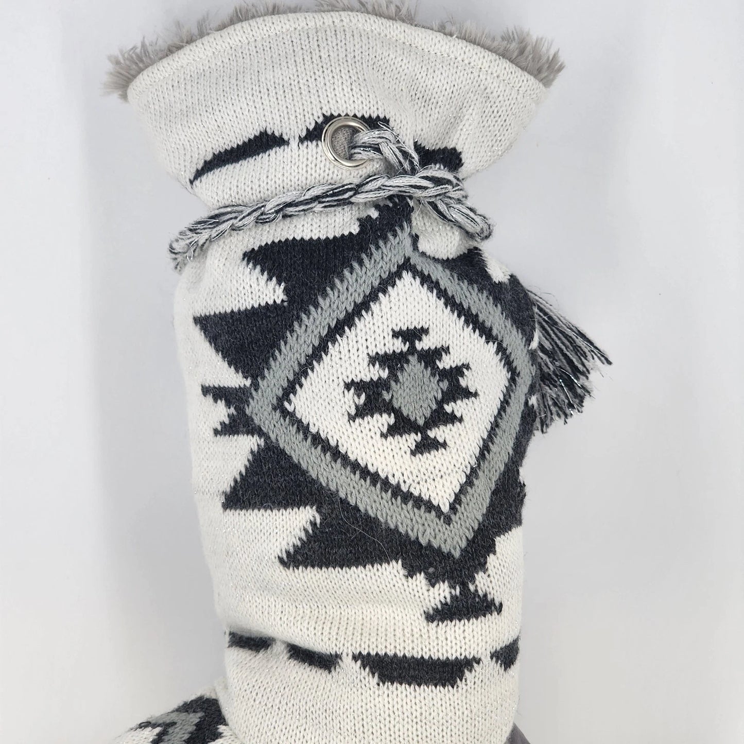 Muk Luks Women Slipper Boots Size 8-9 Knit Fair Isle Pattern Faux Fur Lined Grey