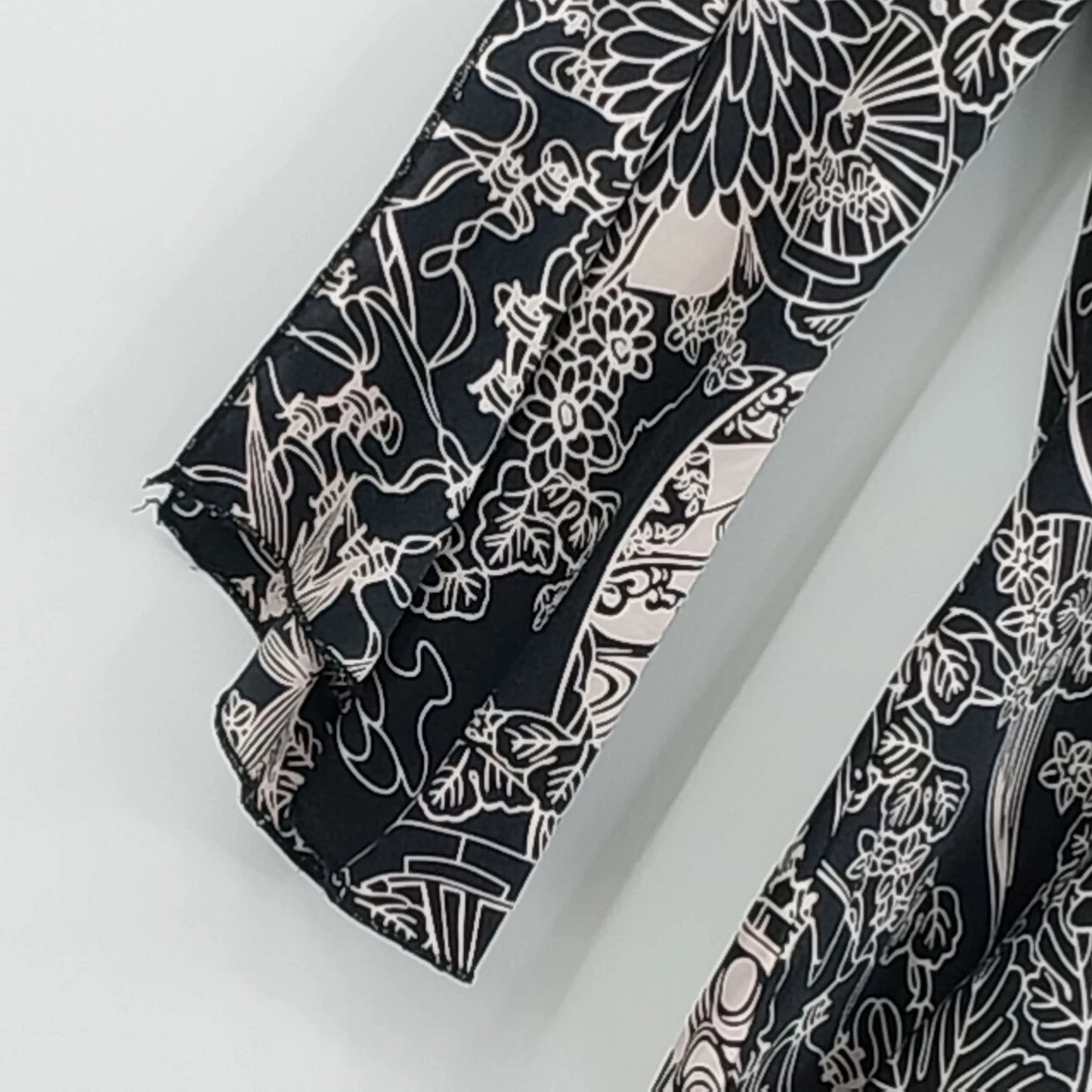 Women's Floral Blouse Black White Layered V Neck Long Sleeve Top Small