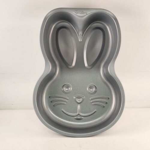 Wilton Bunny Head Baking Cake Pan 11" x 7 1/2" x 2" Easter Rabbit Non-Stick