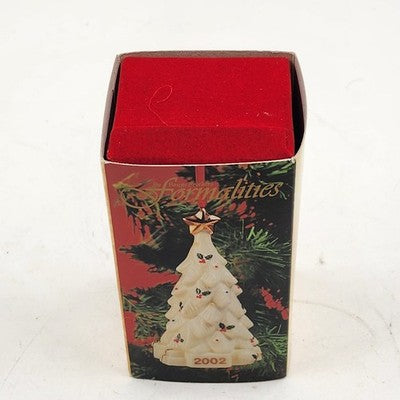 Baum Brothers Musical Christmas Tree Ornament Porcelain Ivory & Gold 2002 w Box