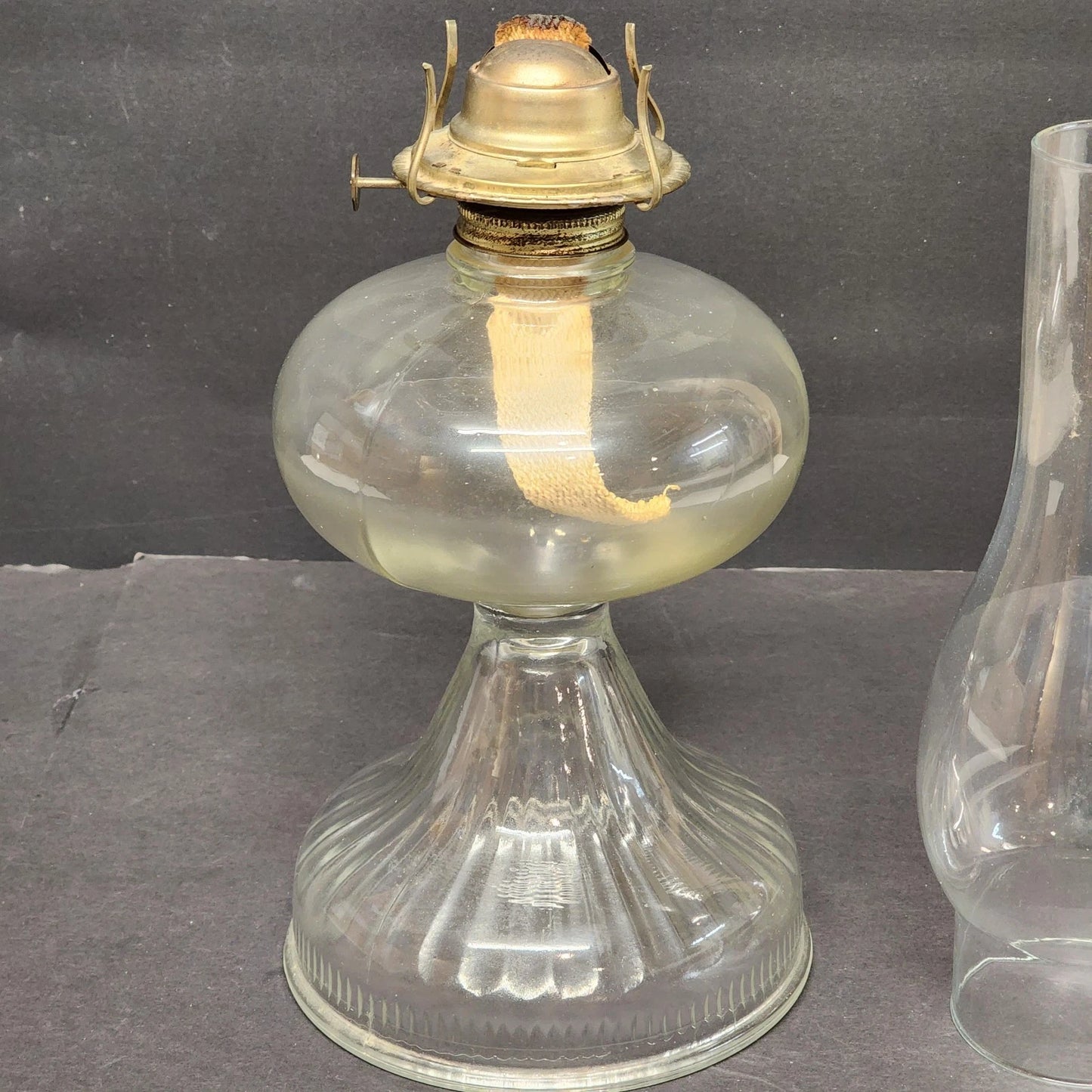 Hurricane Kerosene Oil Lamp Plume Atwood Eagle Clear Glass Chimney 19.75"h Vtg