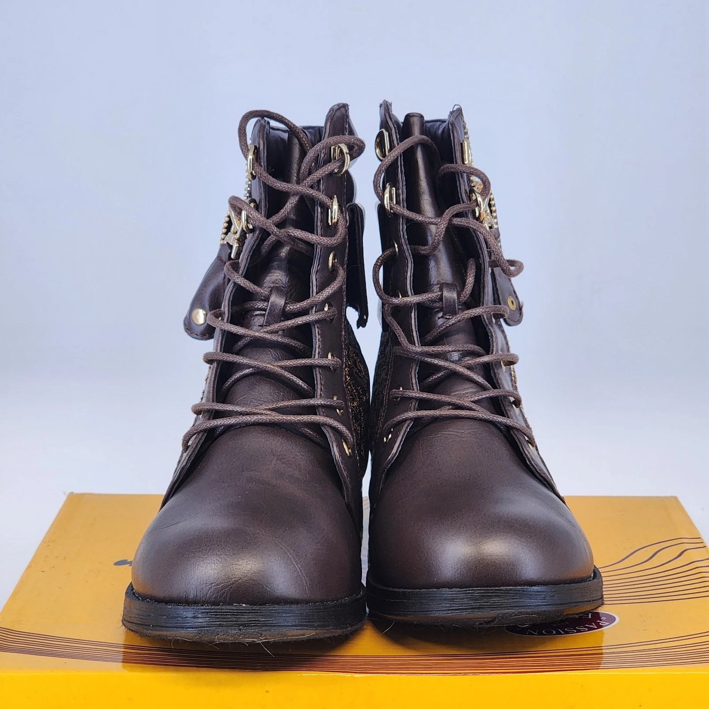 Forever Link Sevilla-66 Combat Boots Women Size 8 Brown NWT