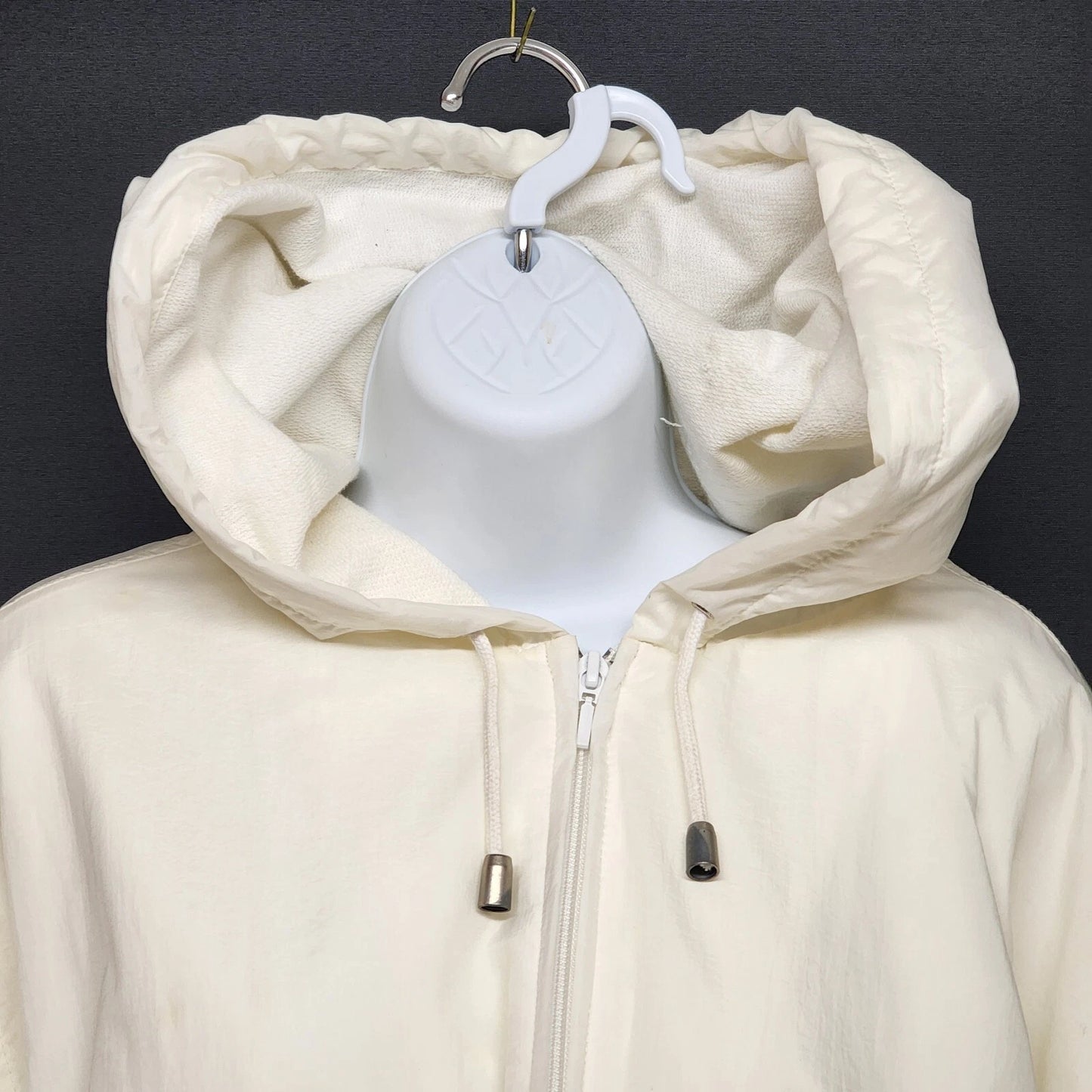 Eddie Bauer Women’s XL White Hooded Windbreaker Jacket Zip Front Lightweight