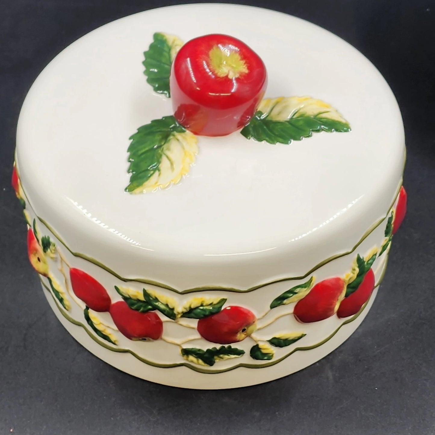 Franciscan Apple Covered Pedestal Cake Plate Large Earthenware Stand with Dome