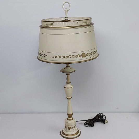 Colonial Toleware Table Lamp Cream Metal Shade French Country 30" Vintage 1960s