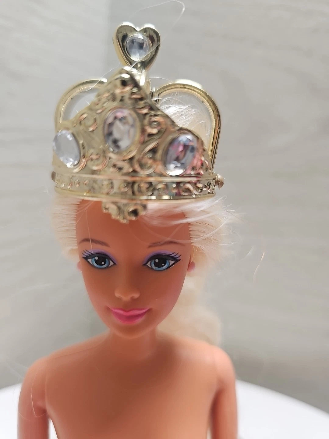 Barbie Rapunzel Doll 1997 Long Blonde Hair Crown Mattel
