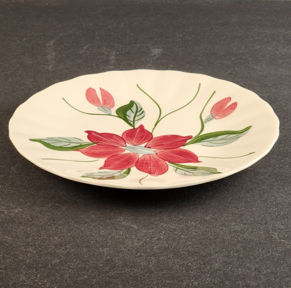 Southern Potteries Blue Ridge Bread and Butter Plate Hand Painted 6¼" Poinsettia