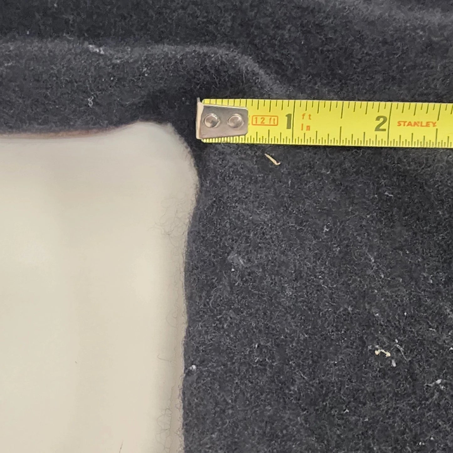 Women's Black V-Neck Cashmere Sweater Size Medium Soft Knit Classic Pullover