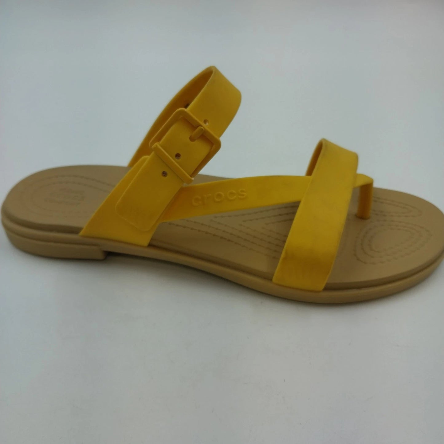 Crocs Tulum Women’s Yellow Strappy Buckle Sandals Iconic Comfort Size W7