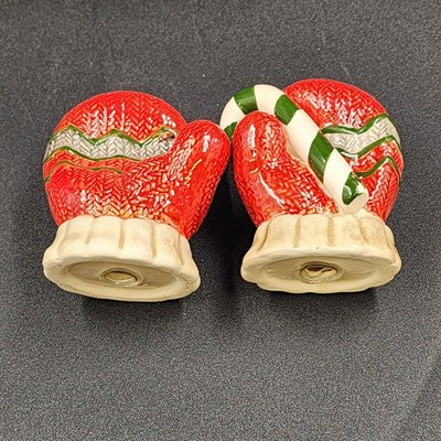 Set of 2 Christmas Salt & Pepper Shakers Red Mittens Ceramic 3.75"
