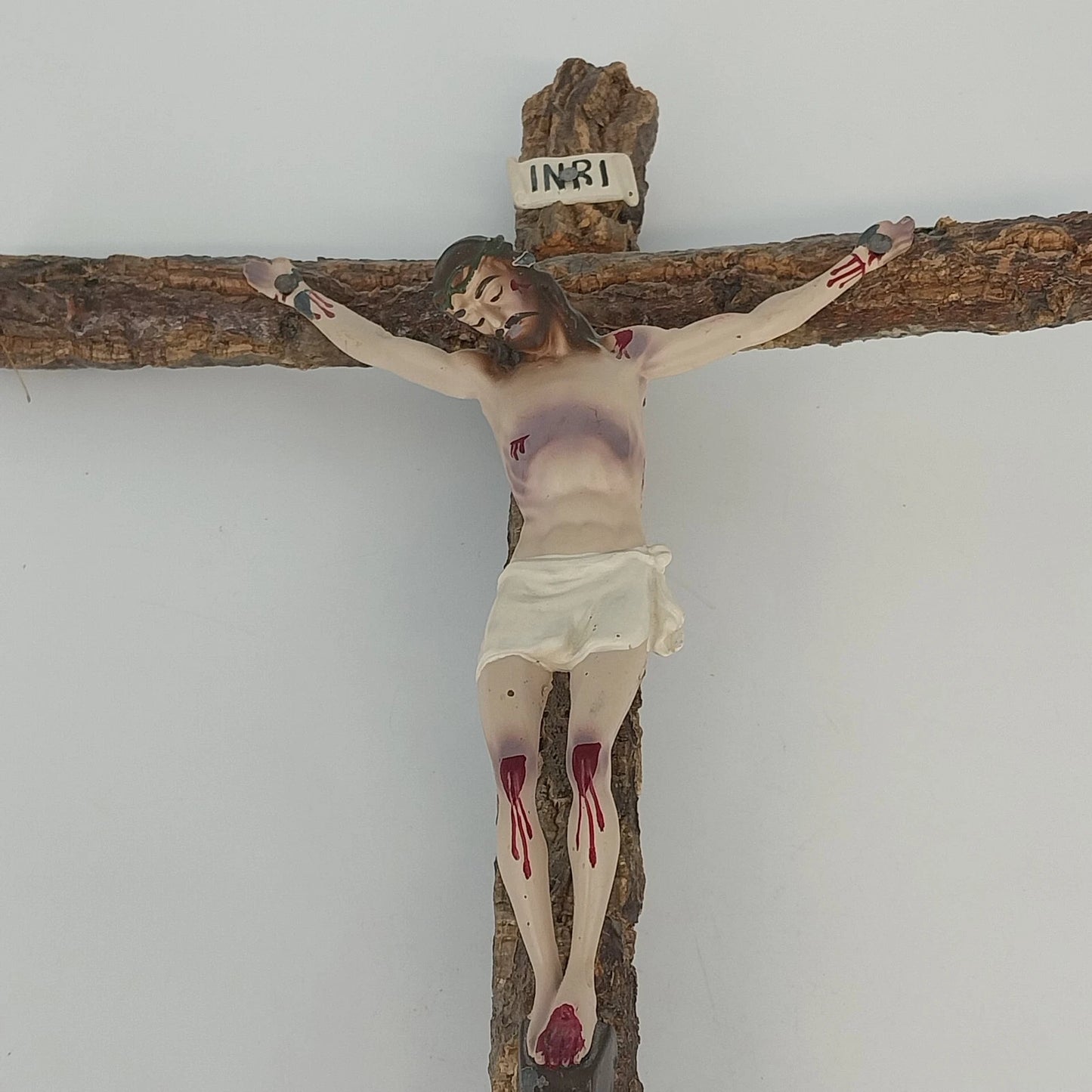 Jesus Christ Crucifix Rustic Tree Bark Wood Wall Cross 18" x 12.5" Vintage