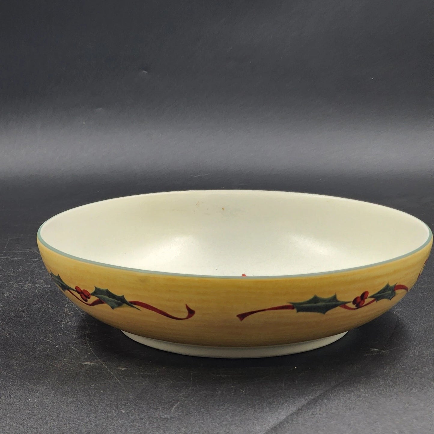 Lenox Winter Greetings Round Vegetable Bowl 9" Cardinal Holly Gold Trim with Box