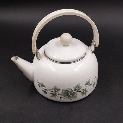 Corelle Coordinates Pattern Callaway Ivy Style Tea Kettle White Enamel Ivy Leave