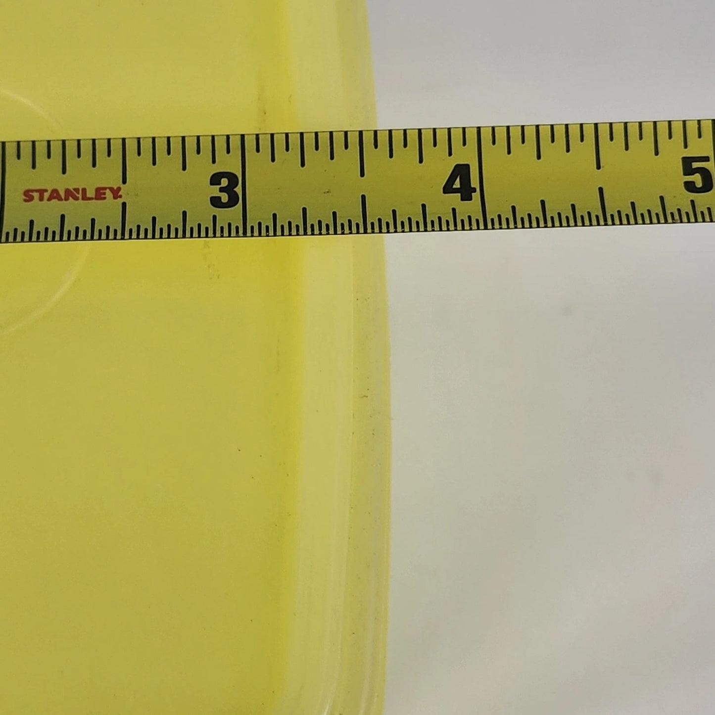 Tupperware 1243-8 Shelf Saver Containers Set 3 Yellow