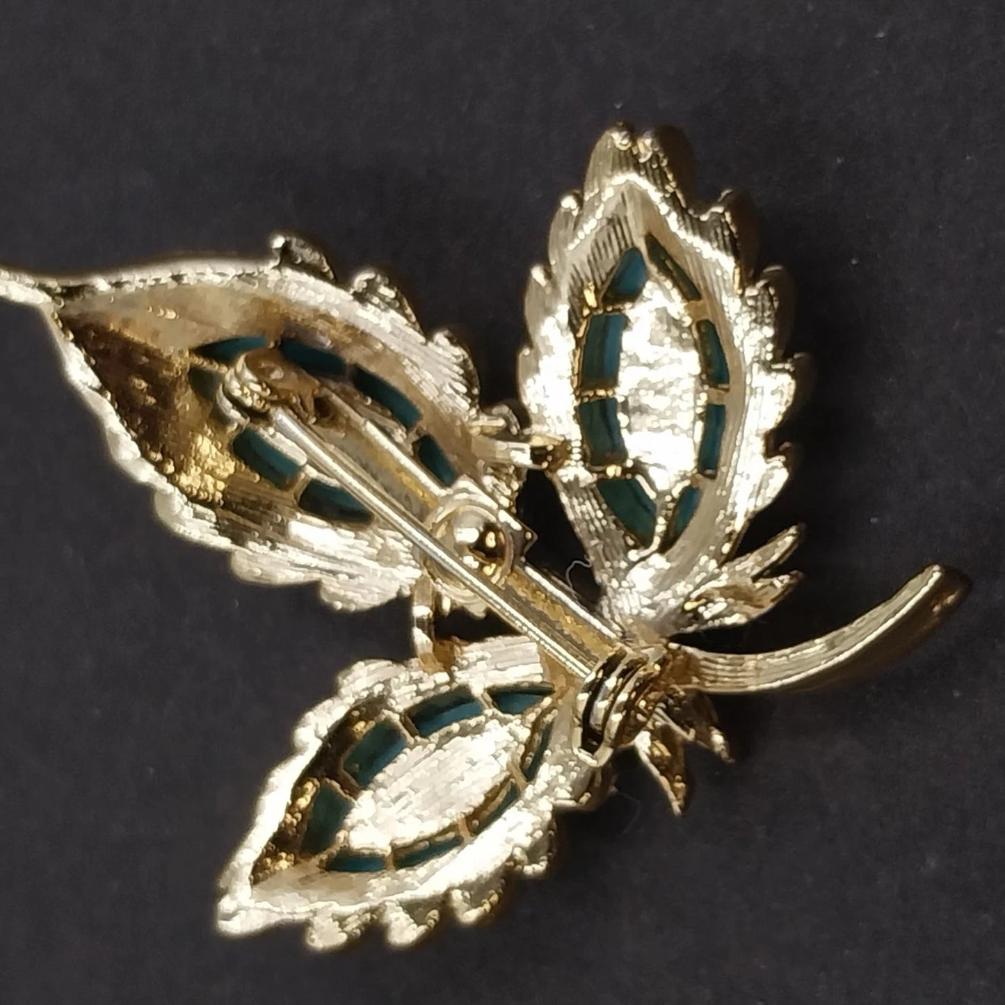 Gold Tone Leaf Brooch Blue Faux Turquoise Marquise Cabochon Floral Pin Vintage