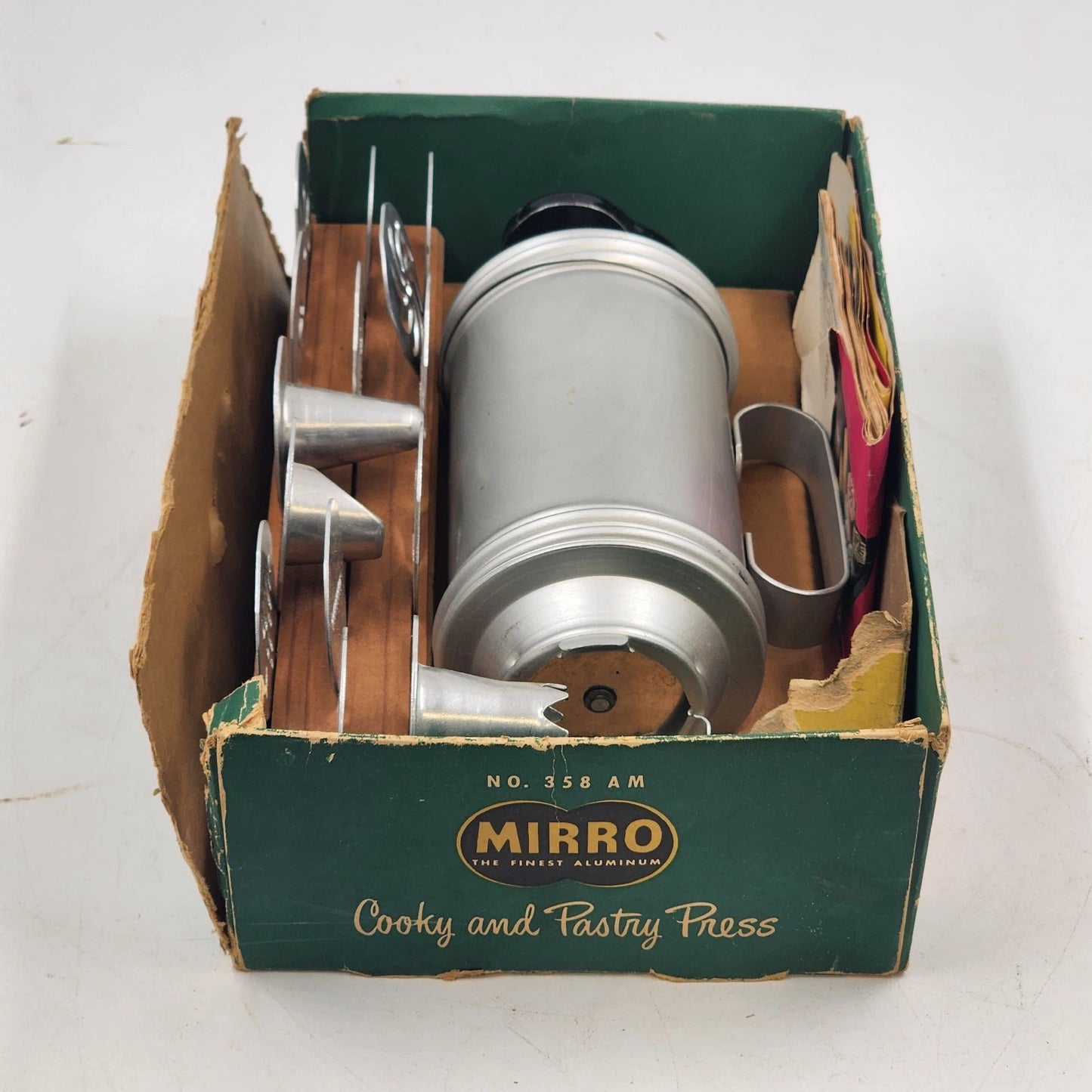Mirro Cooky Pastry Press No 358 AM Aluminum Set 11 Discs 3 Tips Book with Box