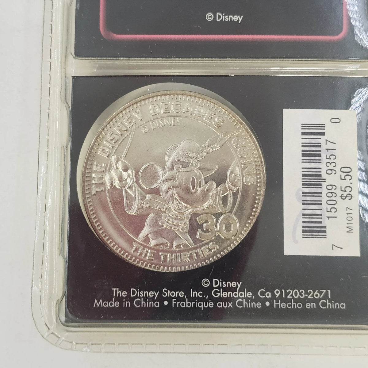 Disney Store Decades Coin #17 The Beach Party 1931 Mickey Minnie Sealed China