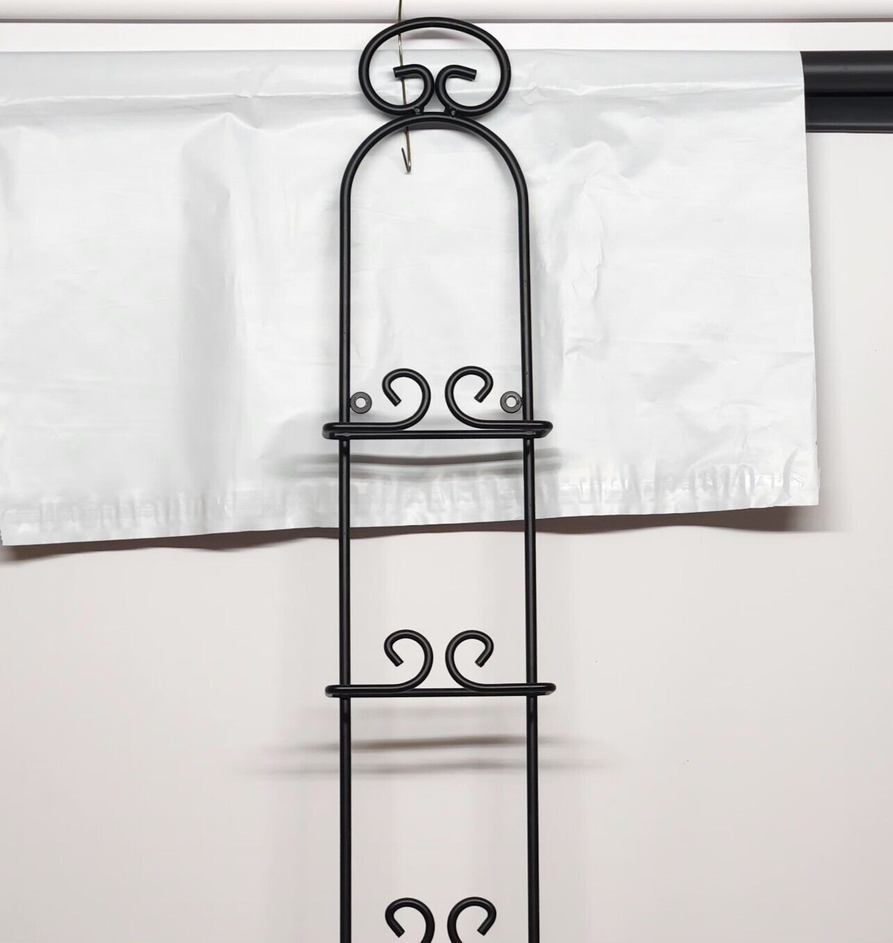 Black Steel Bar Plate Rack Wall Mount Kitchen Vertical Holds 6 Plates 51" Tall