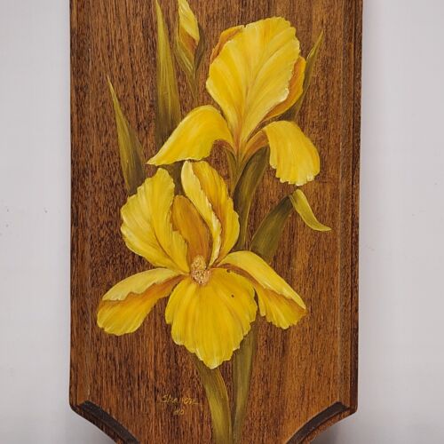 Plaque Daffodils Hand Painted Wooden Wall Folk Art 10½ x 5 Spring Flowers