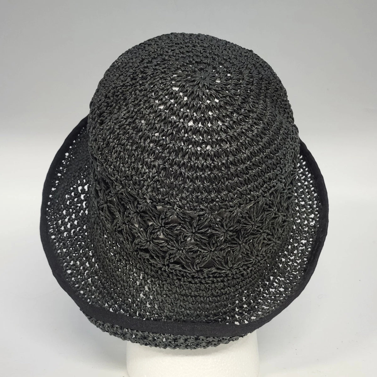 Signature Studio Women's Black Straw Hat Open Weave Floral Crochet Brim OSFM