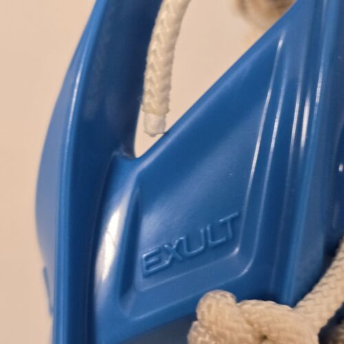 Lacrosse Girl's Exult Electric Blue Attacker Stick Woven String Head 42½" Long