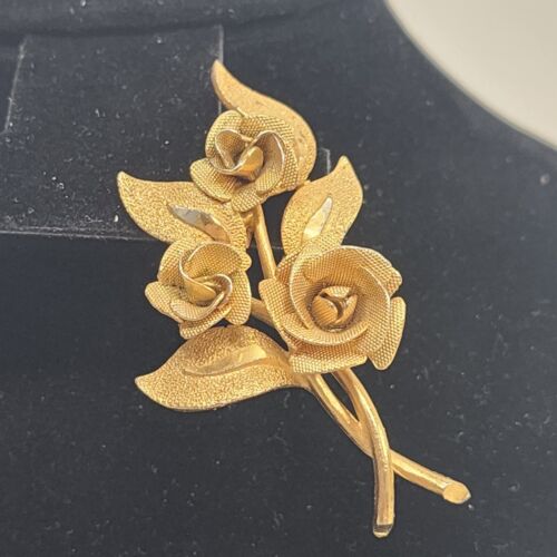 Textured Gold Tone Triple Rose Brooch with Leaves Costume Jewelry 2.5" Long Vtg