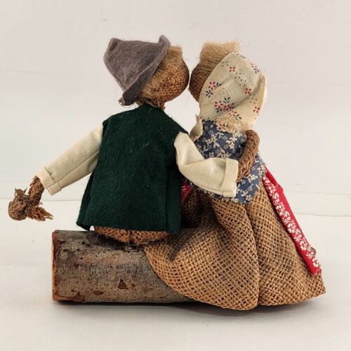 Two Fransapt Burlap Dolls Kissing on a Log Alpine Bavarian Vintage 8" x 6" x 4"