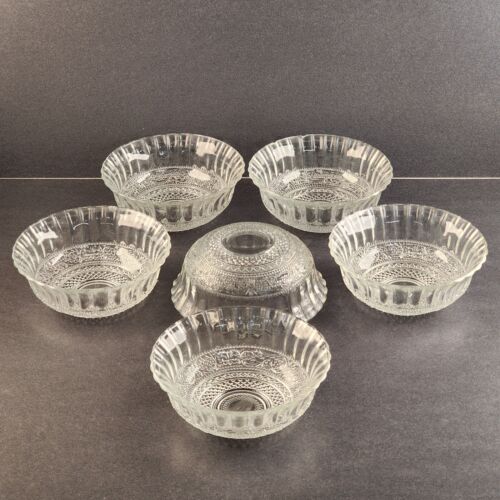 6 KIG Malaysia Fleur de Lis Pressed Glass Trellis Pattern 5¼" Round Bowls