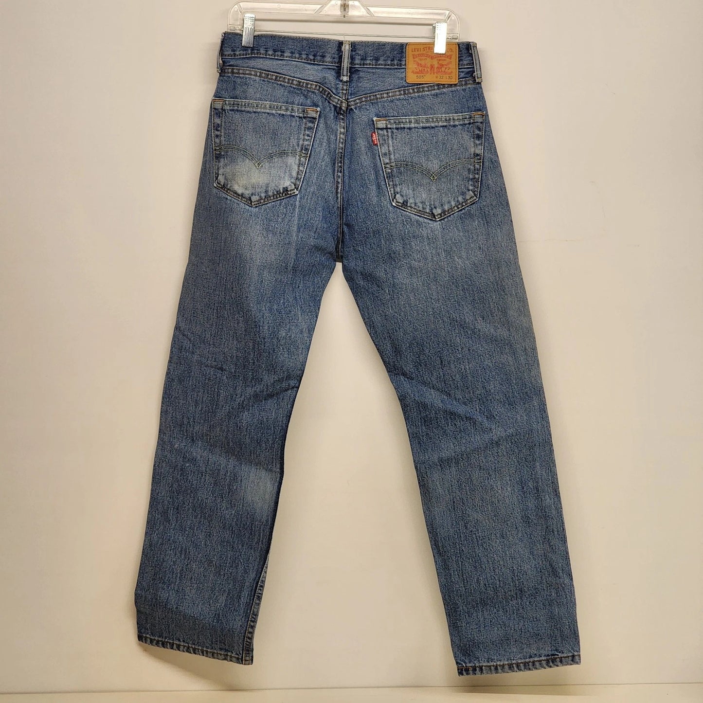 Levi’s 505 Men's Jeans Blue Denim 32x30 Regular Fit Straight Leg Classic Zip Fly