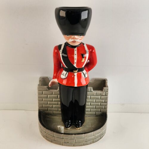 Swank Kings Guard Royal Grenadier Valet Pottery Pen Holder Dresser Planter Japan