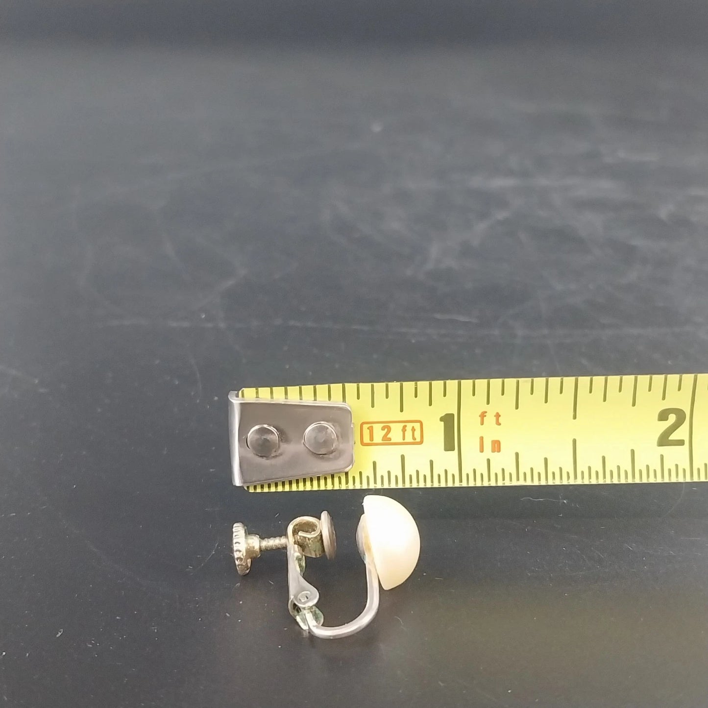 Vintage Faux Pearl Clip On Earrings Gold Tone Screw Back Classic