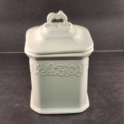 JC Penny Medium Canister and Lid Vintage Cream Pattern Creamy White 8.5" Tall