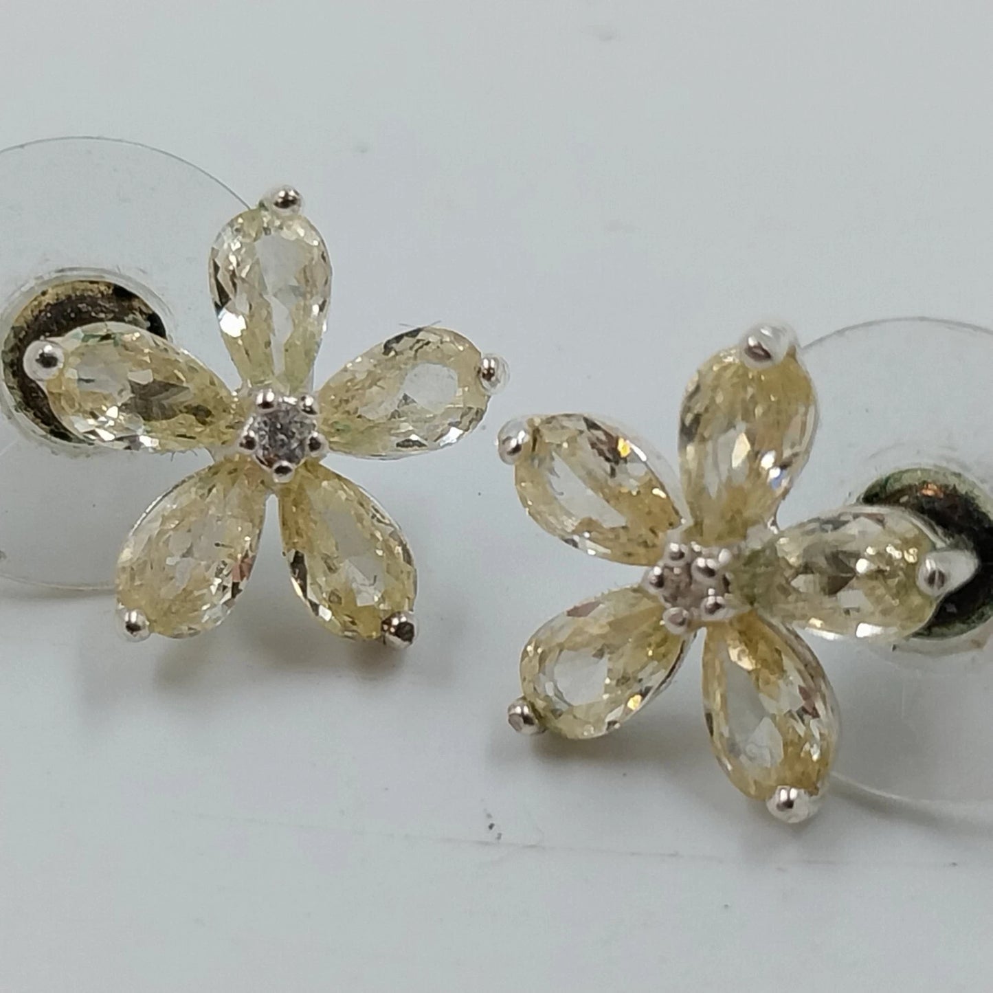 Yellow Flower Stud Earrings Pear Cut Faceted Stones Silver Tone Floral Jewelry