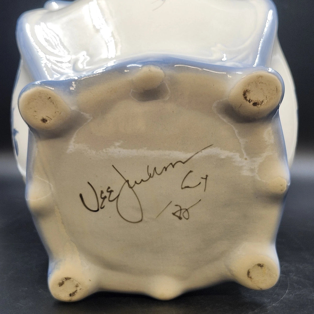Vee Jackson California Pottery White Planter Blue Floral Footed Cachepot 9.5 in