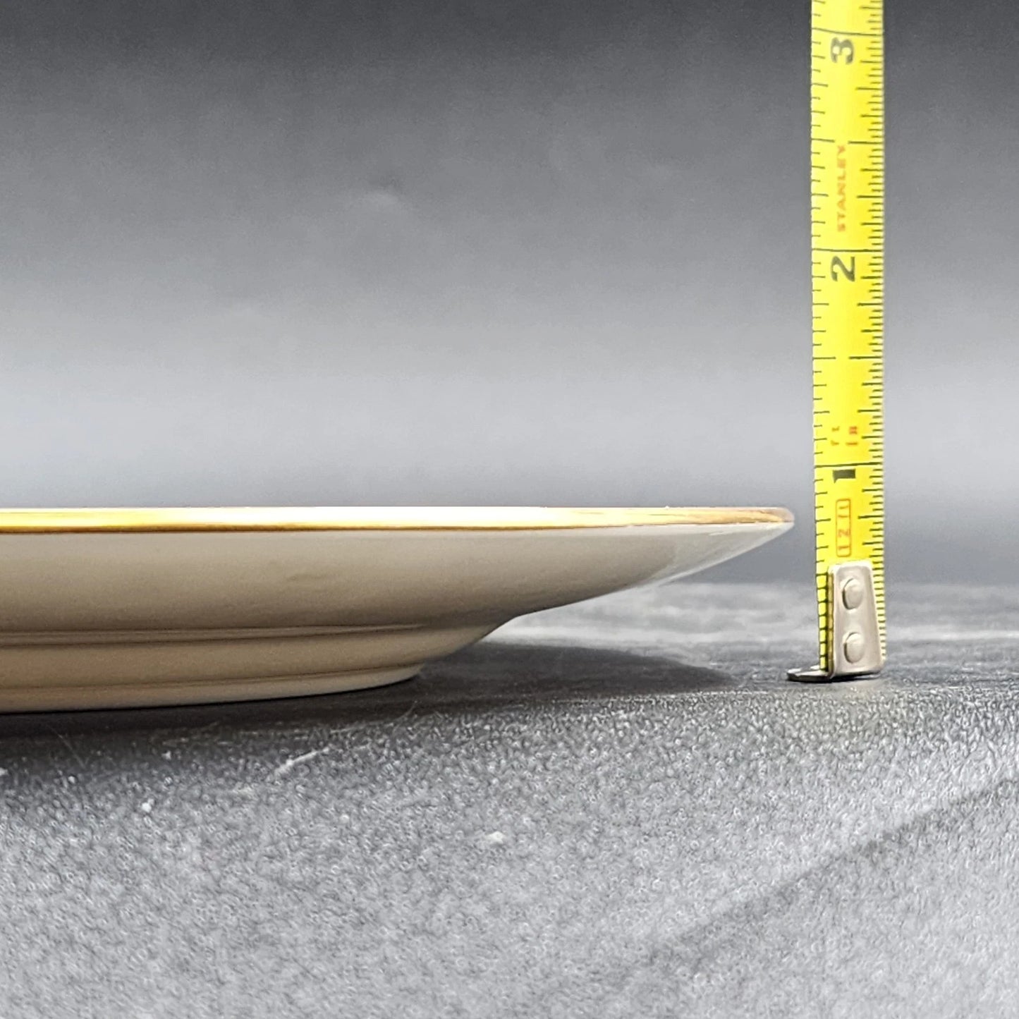 Wittnauer Collectors' Guild Central Park Winter Currier & Ives Plate No AAI58