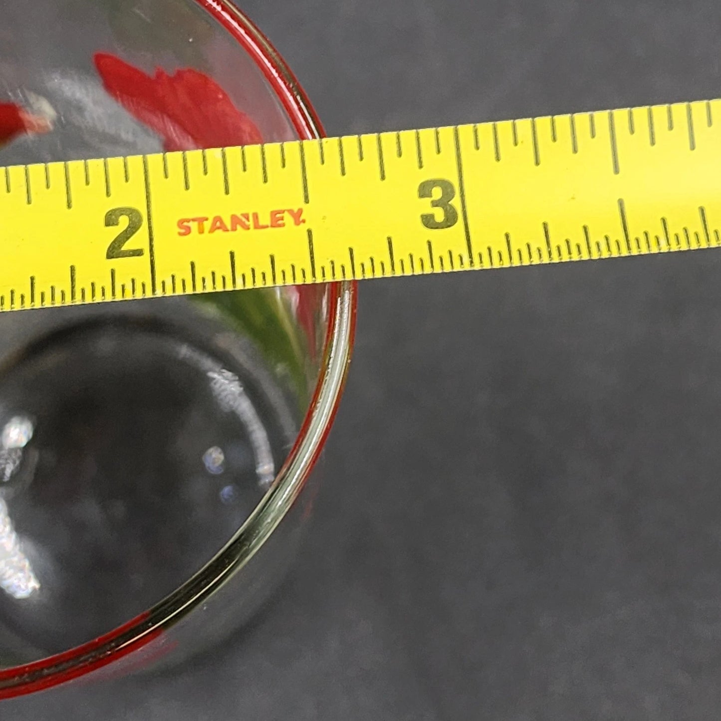 2 Stemmed Red Rose Tumbler Glasses w Green and Yellow Leaves 8 oz Vintage Rare