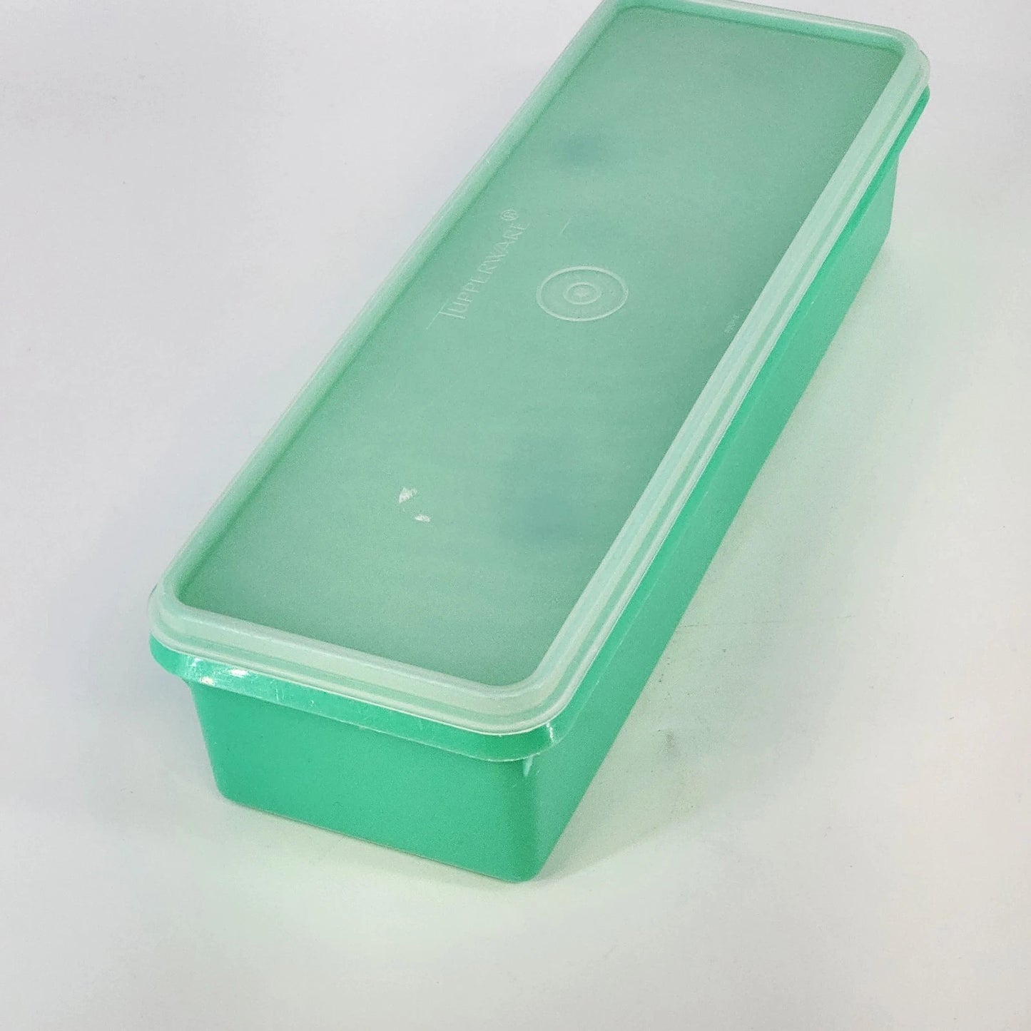 Tupperware 892 3 Jadeite Green Celery Keeper Container Vintage