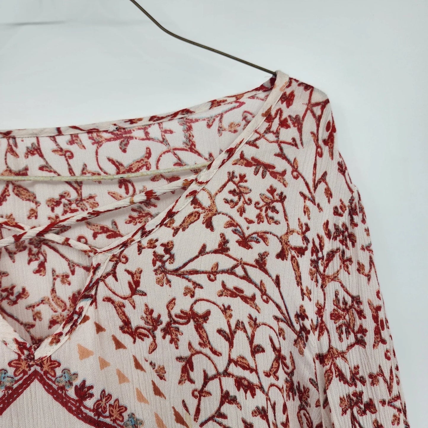 Women's Boho Embroidered Crop Top Medium White Floral Blouse