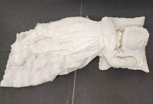 Vintage Franklin heirloom Victorian christening porcelain fashion baby doll