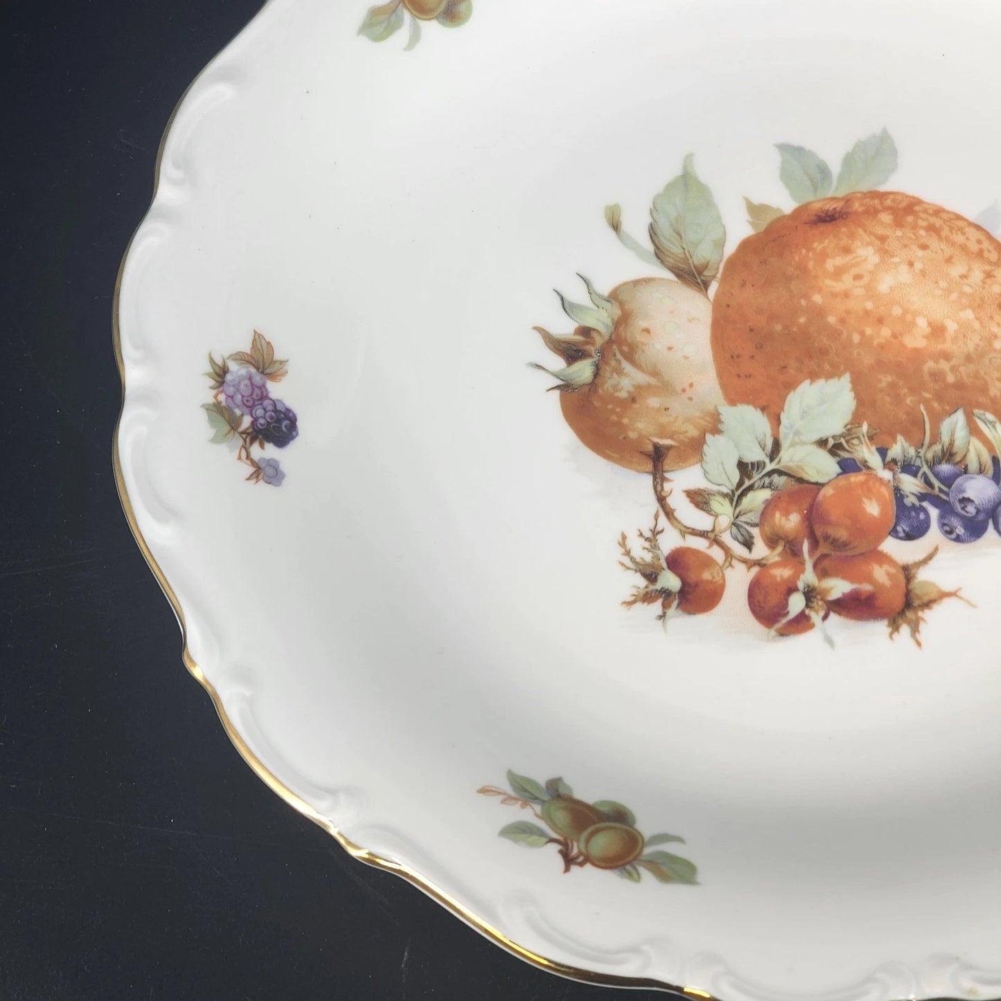 Schumann Arzberg Bavaria Fruit Platter 11.75 Gold Rim
