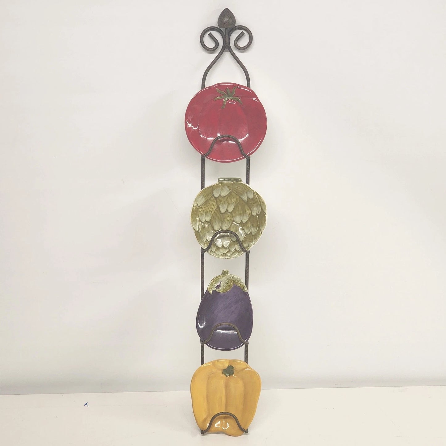 Wrought Iron Plate Wall Hanger Vegetable Plates 4 Pc Set Kitchen Display Decor