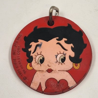 Betty Boop Red Round Keychain Keyring Rubber Disk 2.5" 1995 Vintage Hearst