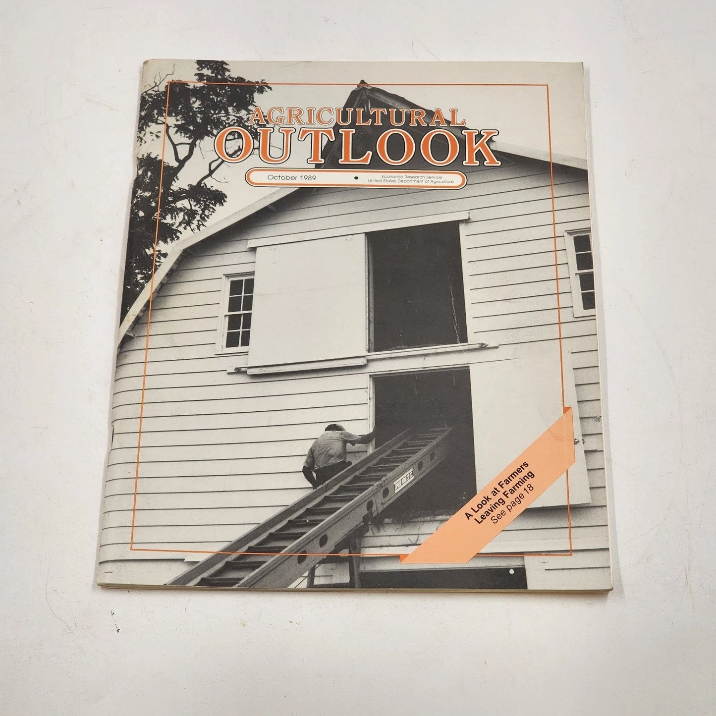 8 Agricultural Outlook Magazines May–Dec 1989 USDA Vintage Farm Reports