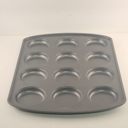 Wilton Muffin Top Baking Pan Perfect Results 12 Spot Premium Non-Stick Bakeware