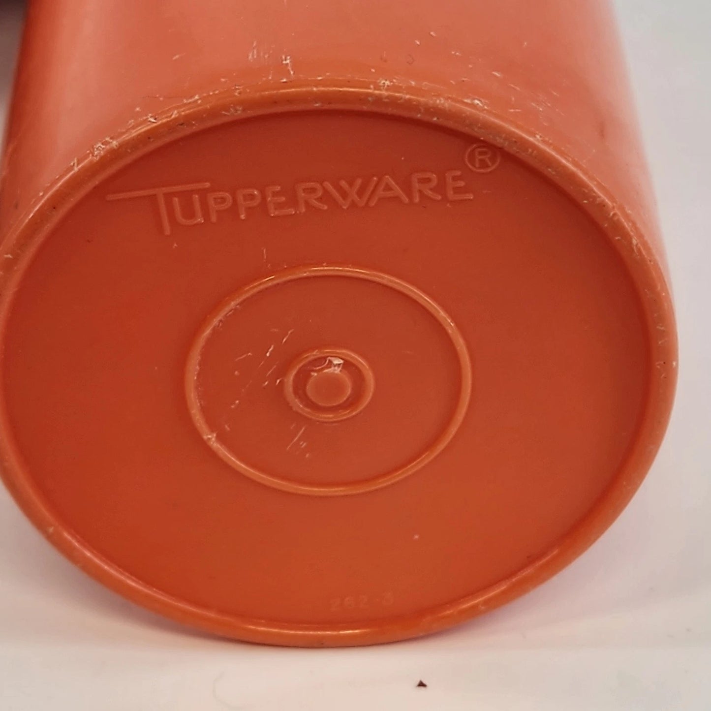Tupperware 32oz Orange Drink Container 262 3 Flip Top Lid 603 1