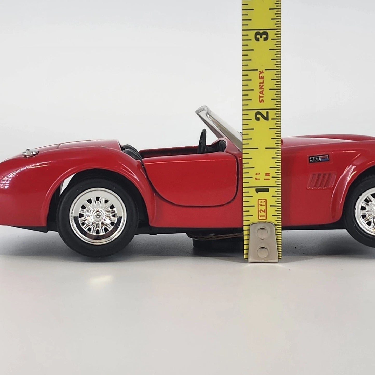 Revell Cobra 427 Diecast Car Vehicle 1:28 Red Opening Hood Doors Steer 6.25" Vtg