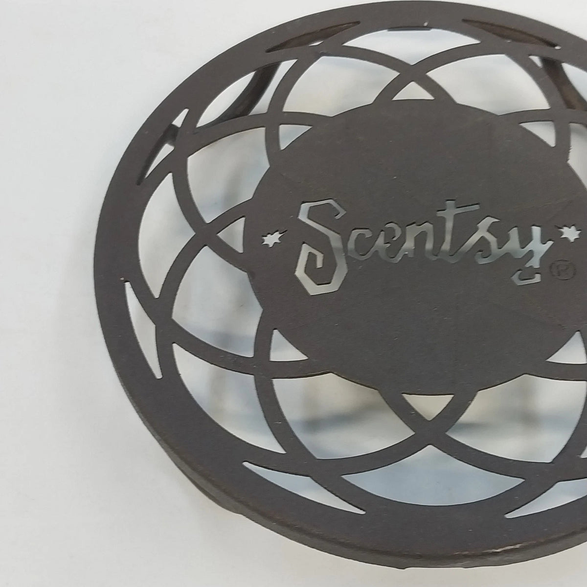 Scentsy Round Warmer Stand Oil-Rubbed Bronze Metal Trivet Pedestal 5"