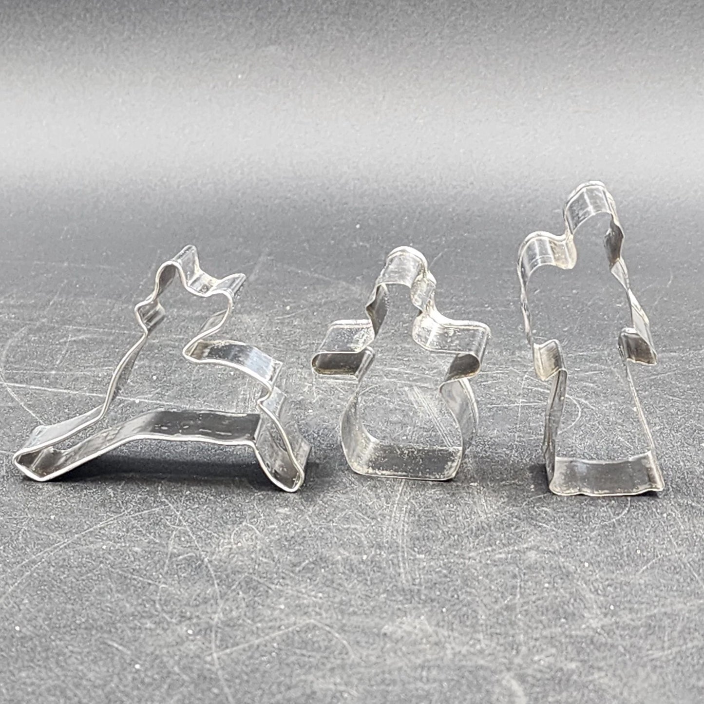 16 Metal Christmas Cookie Cutters Assorted Angel Star Tree Bell Reindeer etc.