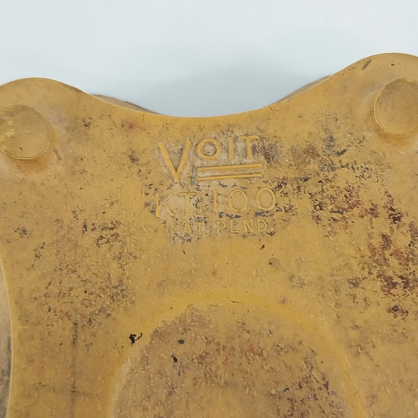 Voit KT-100 Molded Rubber Football Kicking Tee Holder ONLY Four-Point Base Vtg
